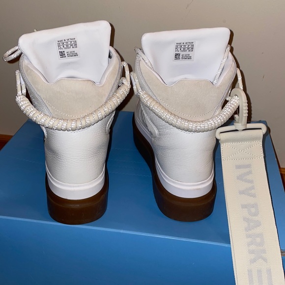 Beyoncé Ivy Park Icy Park Womens Adidas Sleek Boots 7.5 New Worn once - Picture 5 of 7
